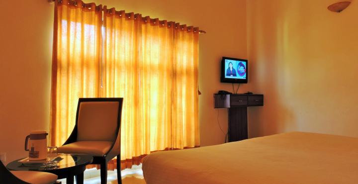The Tal Paradise Bhimtal Exterior photo